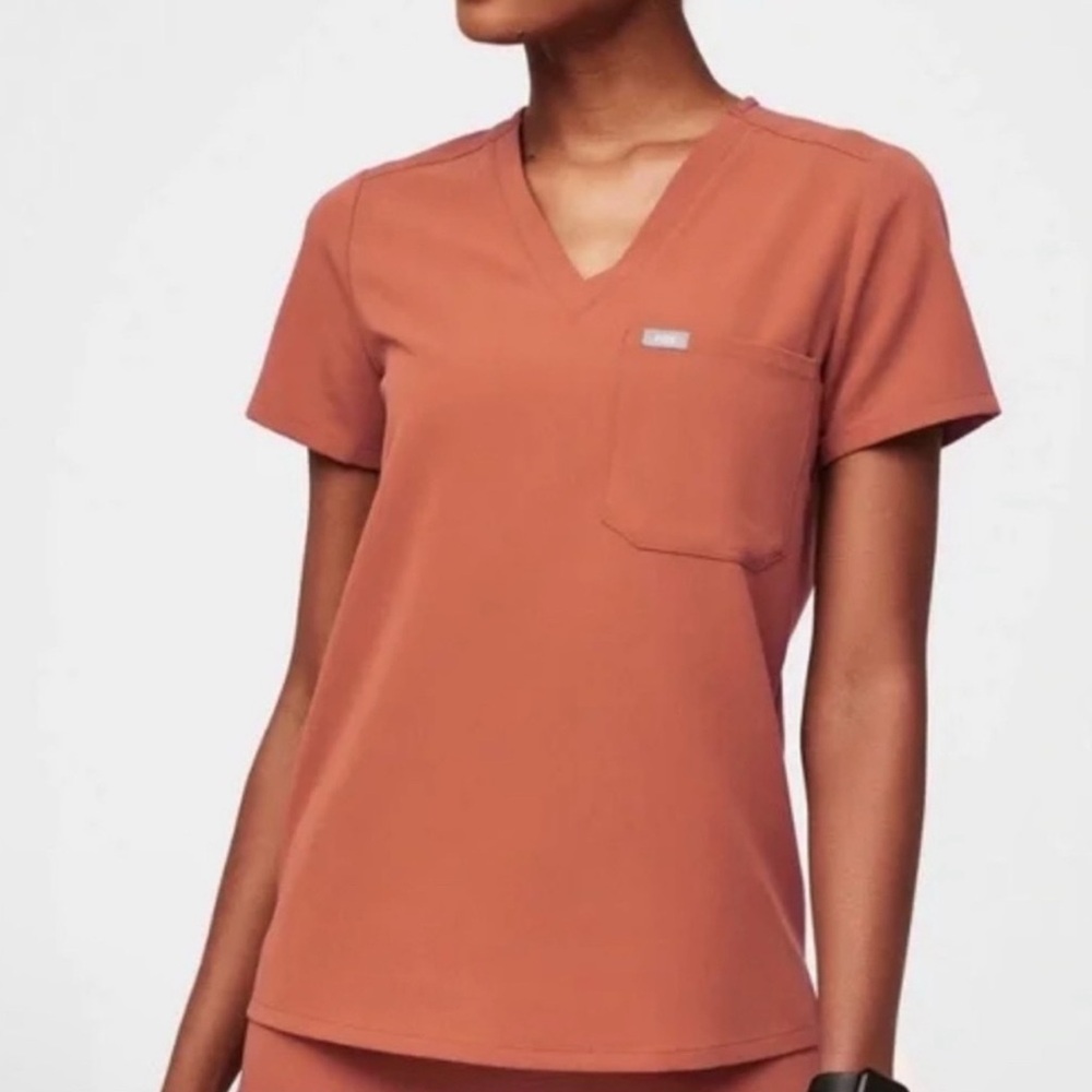 Figs Catarina One Pocket Scrub Top - Terracota